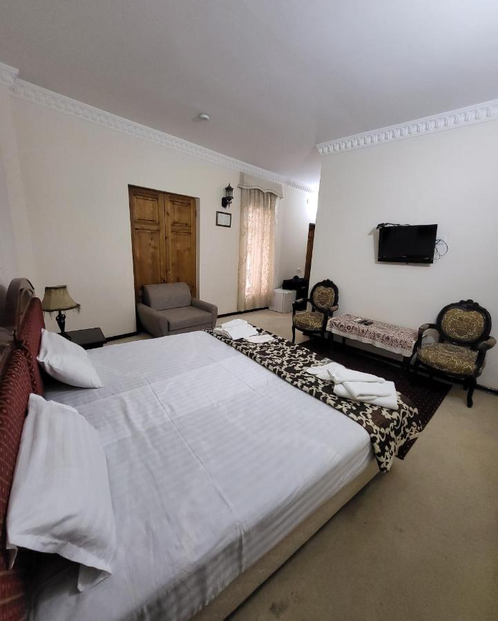 Shokhtut Hotel Honeymoon Buxoro Luaran gambar